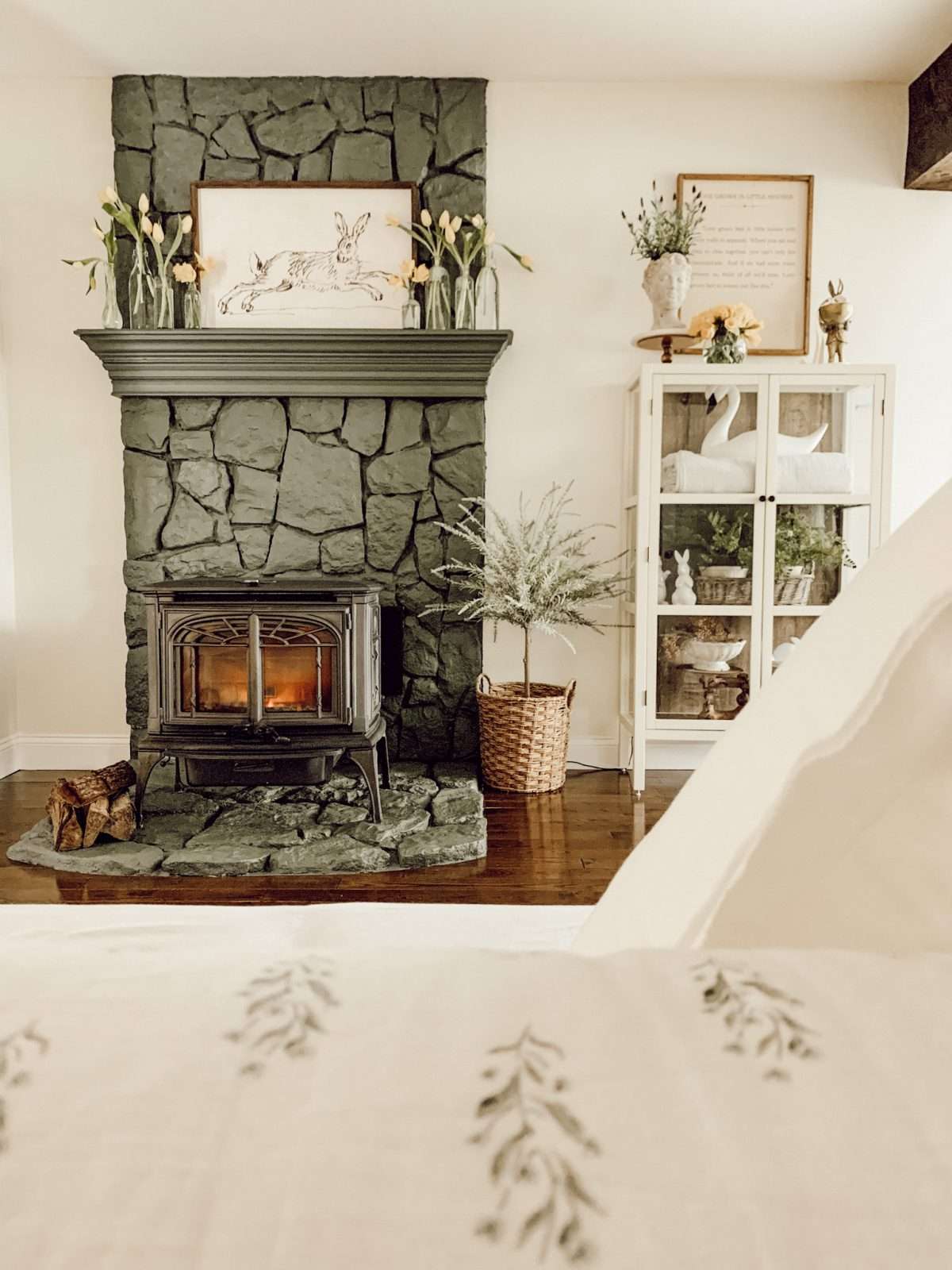 Spring Mantel Décor