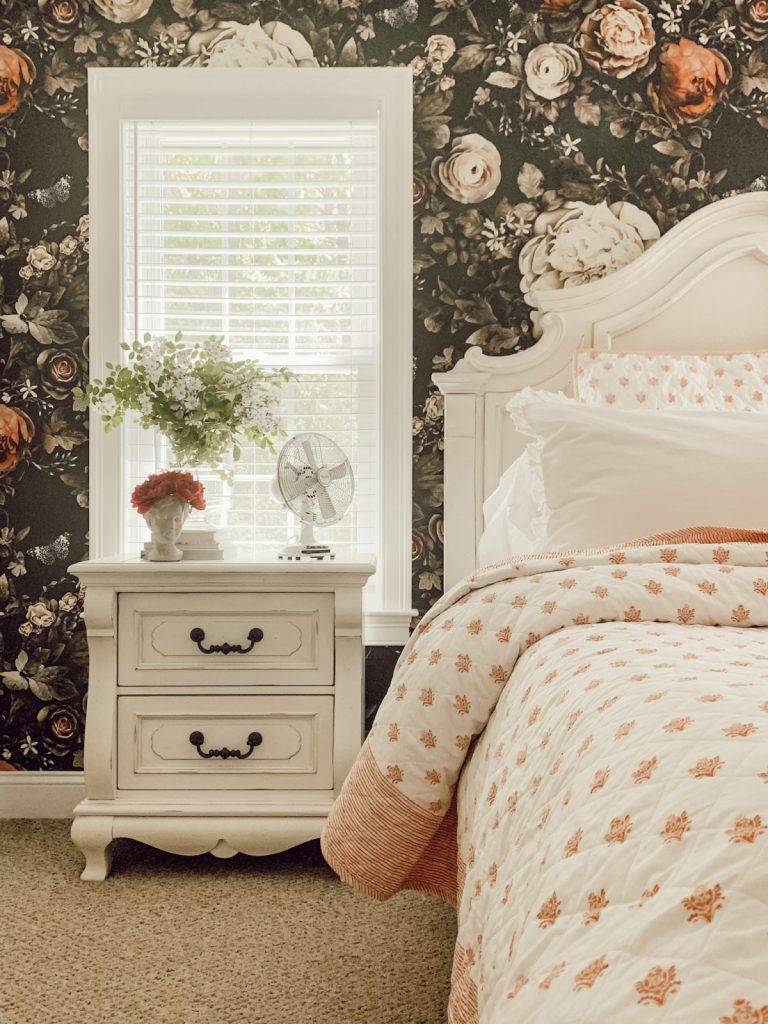 Fresh flowers are a wonderful accent in a summer bedroom.