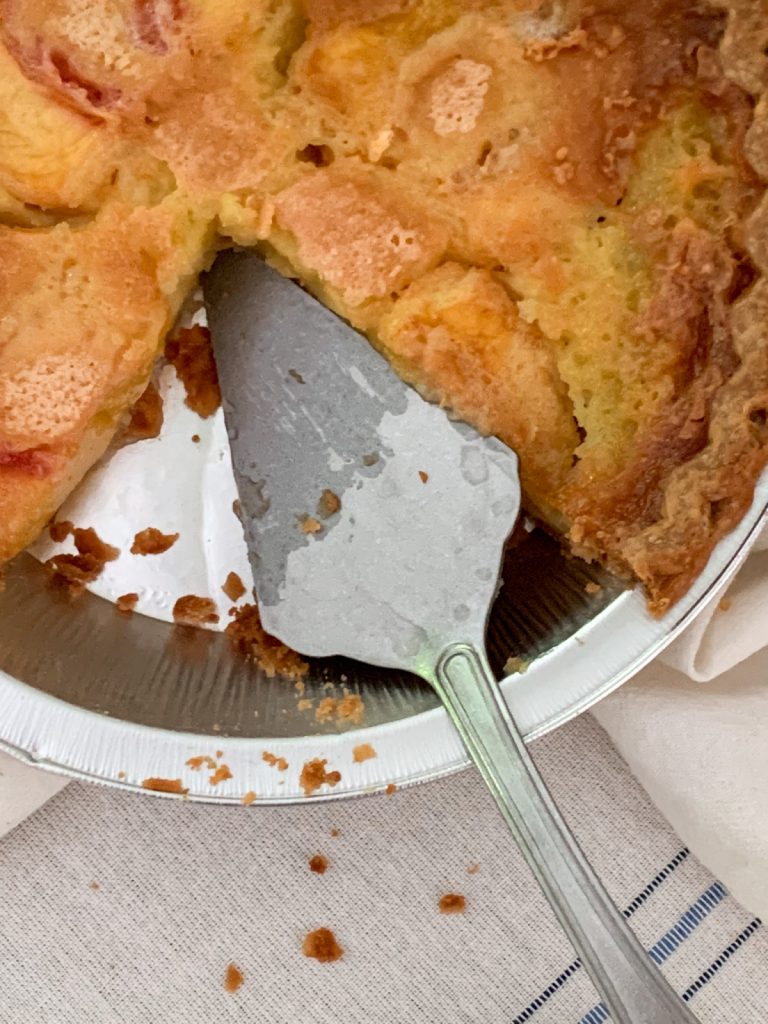 Delicious homemade peach pie made with fresh ripe peaches.
