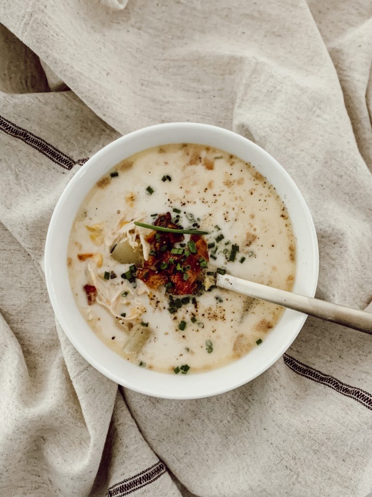 Slow Cooker Chicken Corn Soup