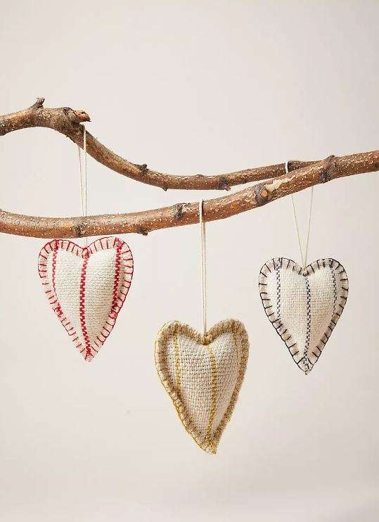 Farmhouse Valentine Décor