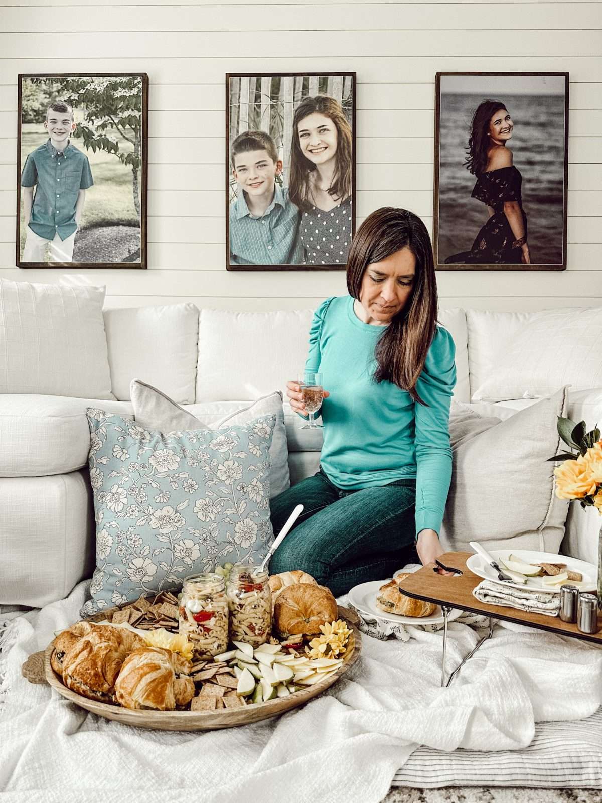 Create a picnic for two with these steps and picnic essentials.