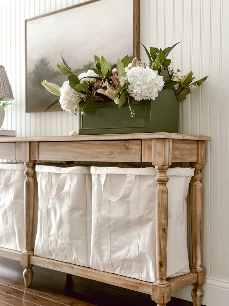 Inexpensive Easter decor on a budget for a cozy home.