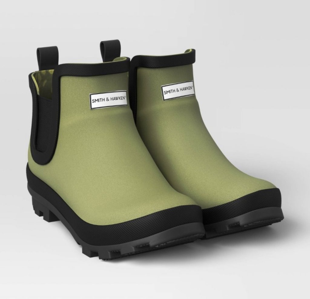 Waterproof garden boots for the mom who loves to garden.