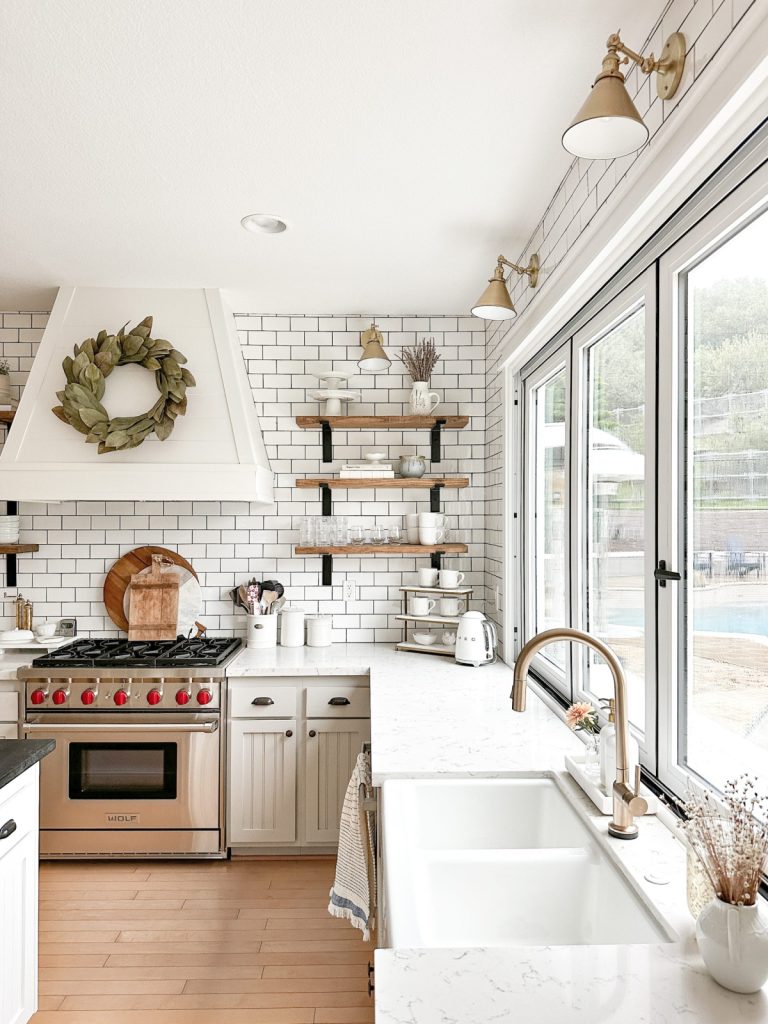 Open kitchen shelving in a country cottage kitchen.