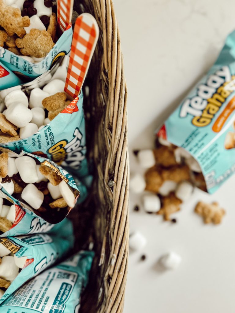 S'mores dessert in a bag is a fun & unique way to enjoy s'mores in the summer.