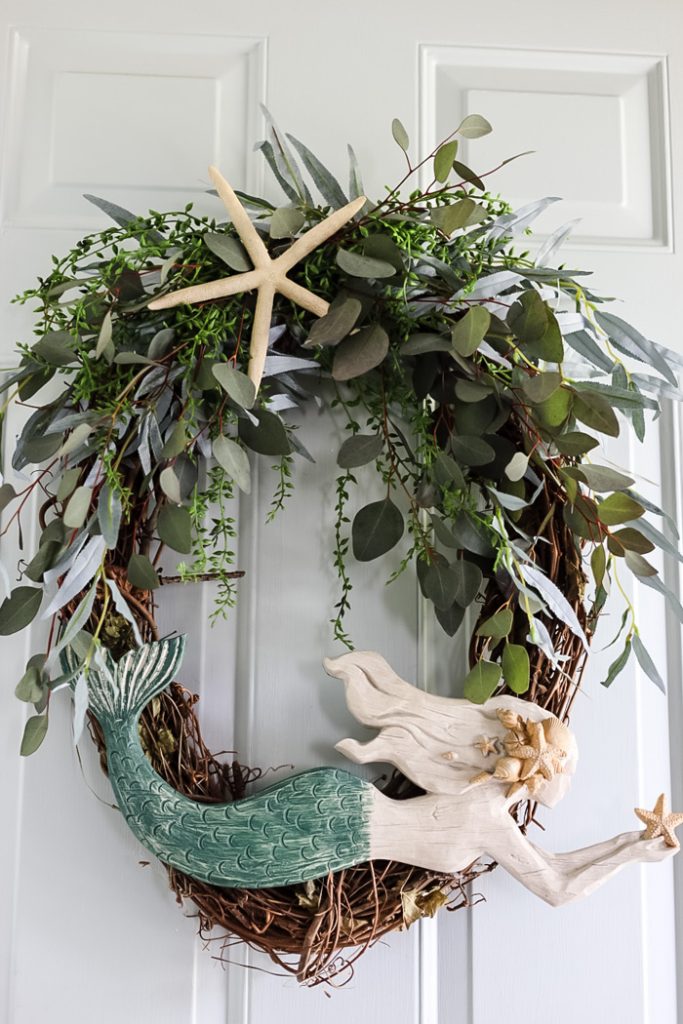 Coastal mermaid wreath is a great summer DIY for your home.