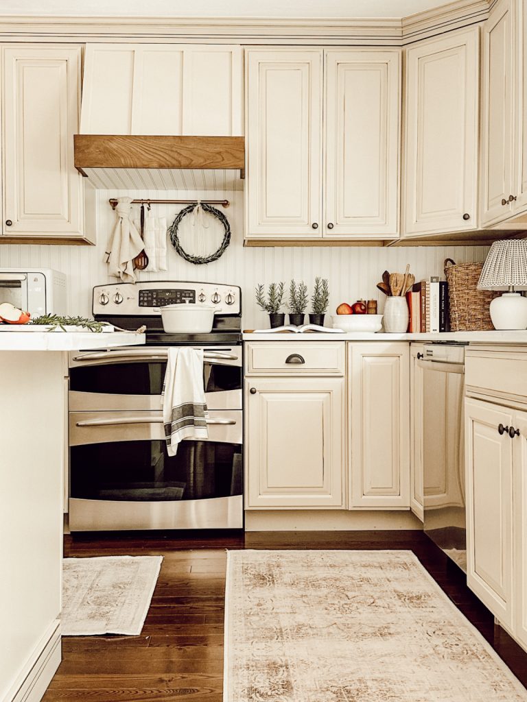 Summer vibes in the kitchen with fresh herbs & fruit.