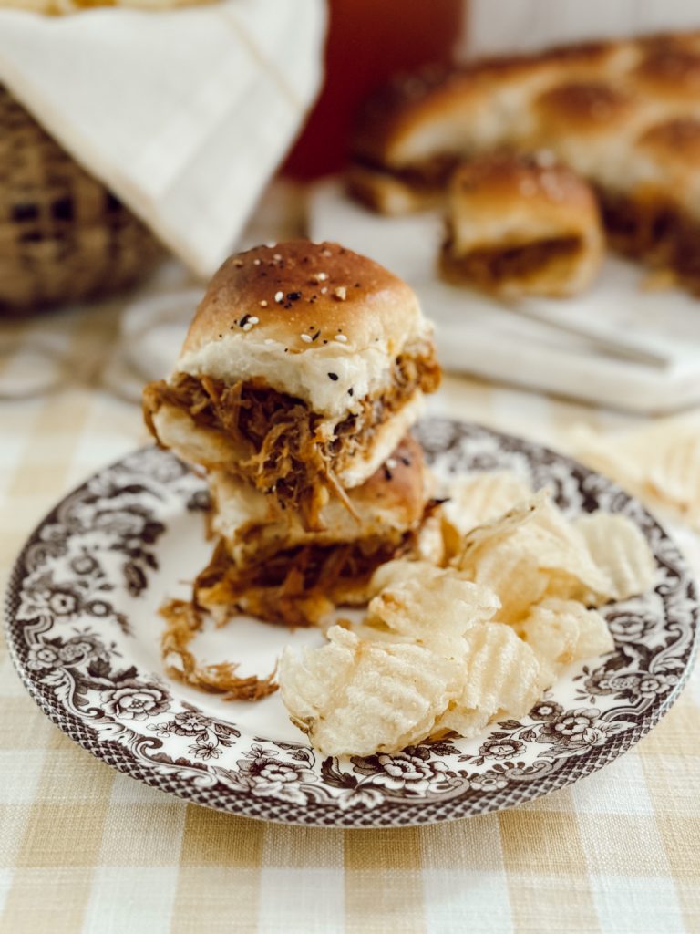 Pulled pork sandwiches for summer gatherings and cookouts.