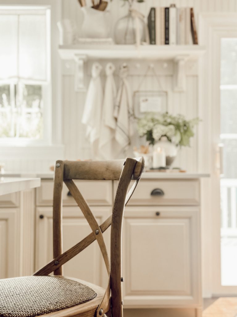 Simple ideas on how to decorate kitchen counters without clutter.