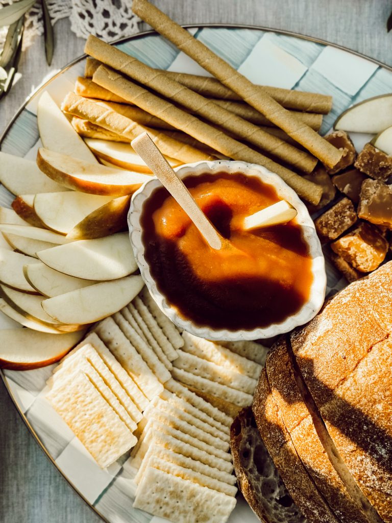 Fall inspired charcuterie board for entertaining family & friends.