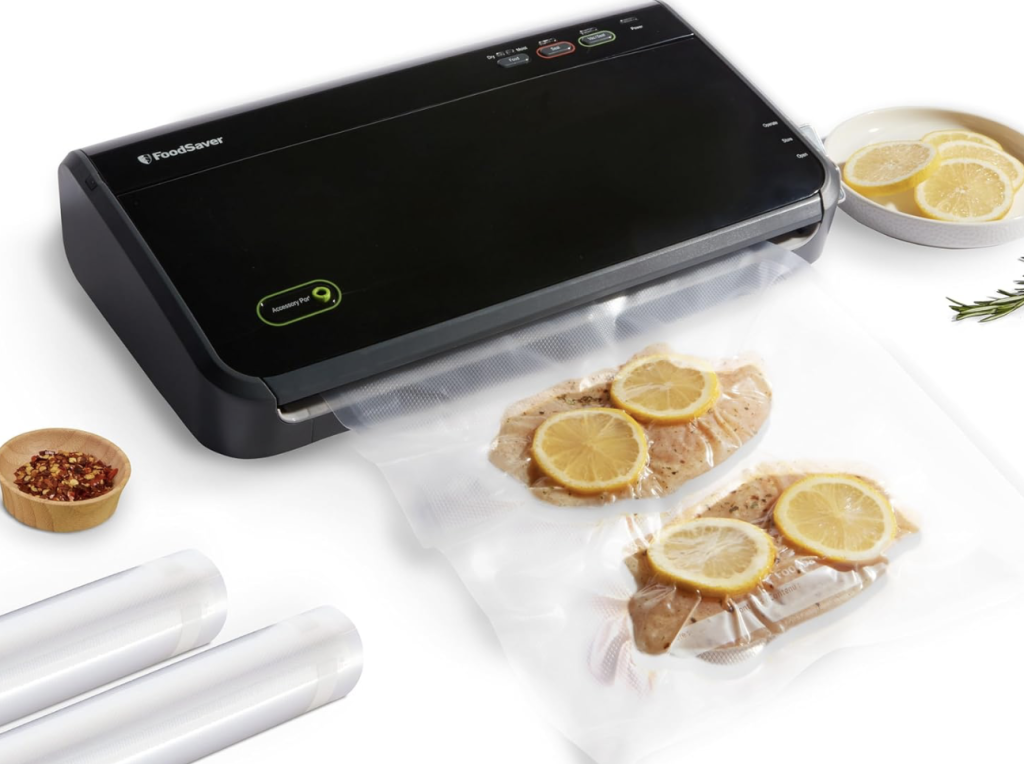 Foodsaver vacuum sealer machine with accessories.