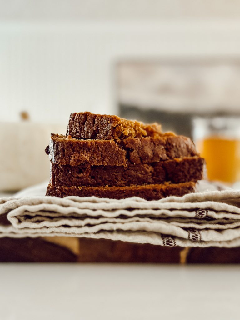Quick and easy pumpkin bread recipe with chocolate chips.