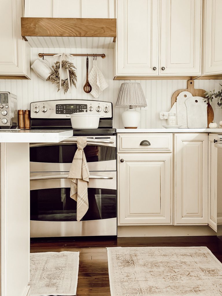 Decorative elements in a simple farmhouse kitchen for the harvest season.