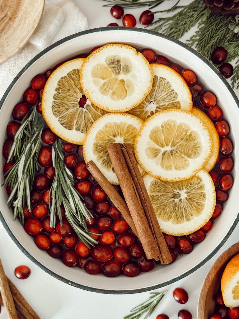 The best smelling simmering stovetop potpourri recipe in a dutch oven.