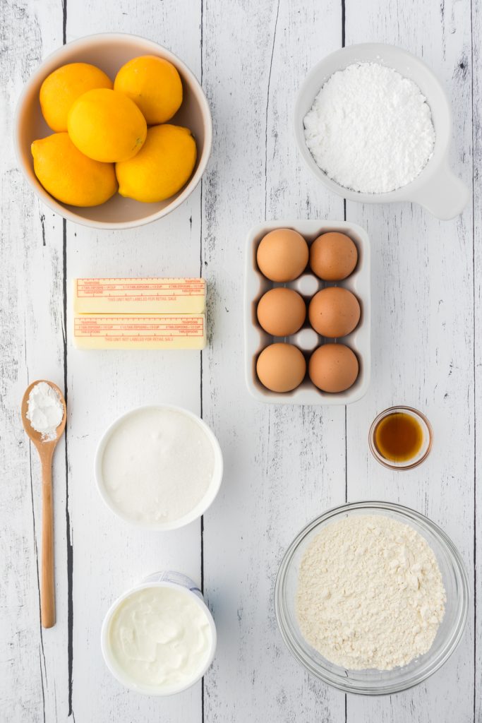 Large eggs, all purpose flour, baking powder, sour cream, and vanilla extract in this pound cake recipe.