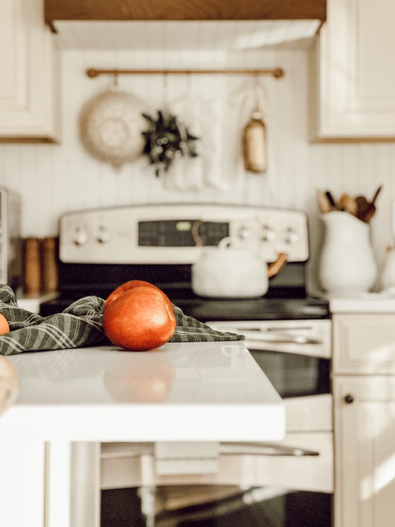Adding festive cheer to the kitchen for the Christmas season with natural materials.