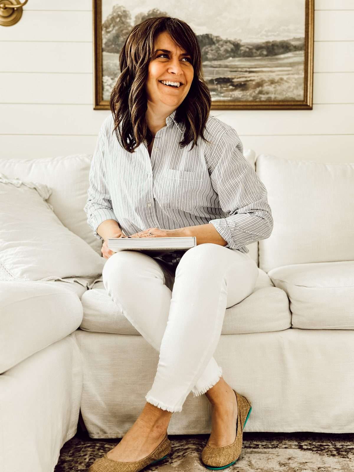 Brentwood Tieks by Gavrieli ballet flats with white jeans and a blue striped button down top.