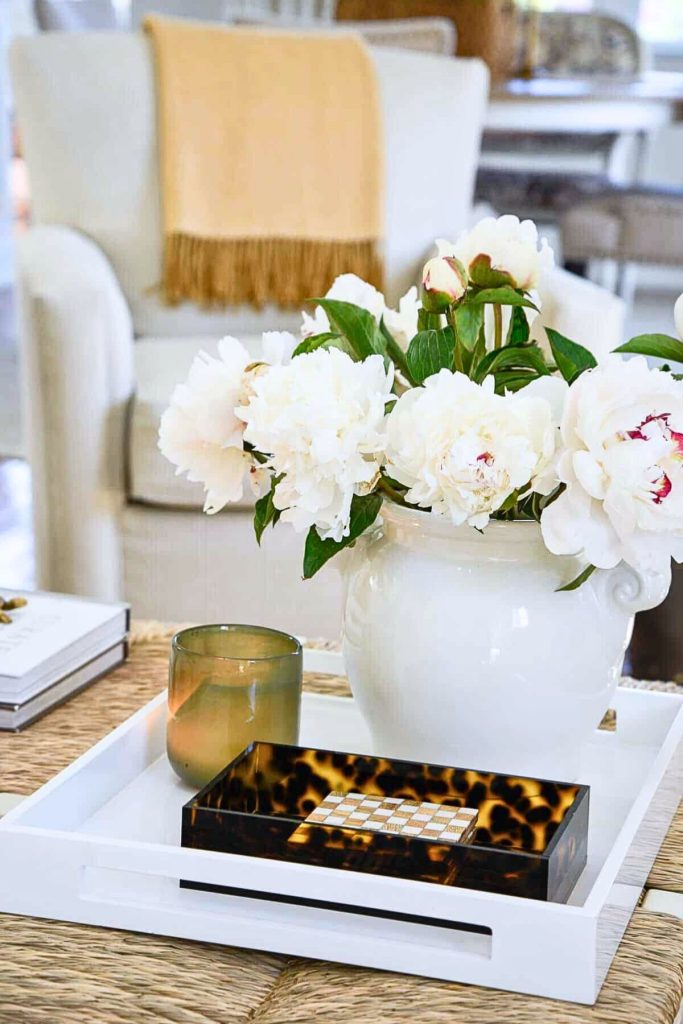 Weekly Wednesday Wish List #215 StoneGable blog living room with a vase of fresh flowers.