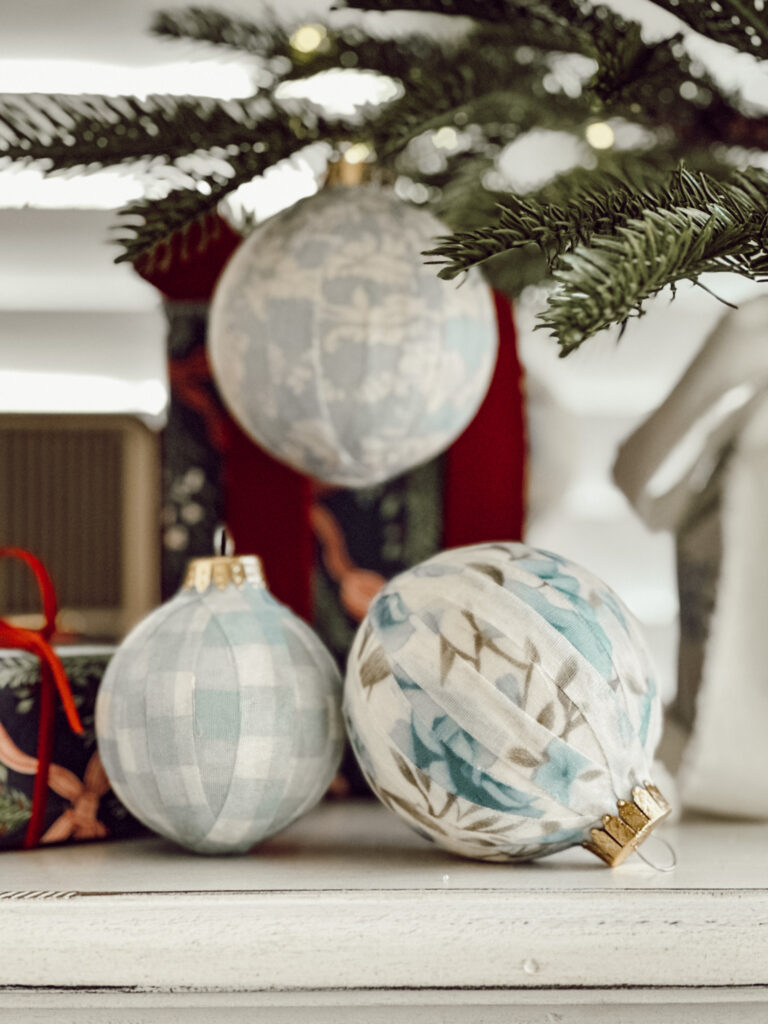 Decoupage DIY Christmas ornaments for your Christmas tree for the holiday season.