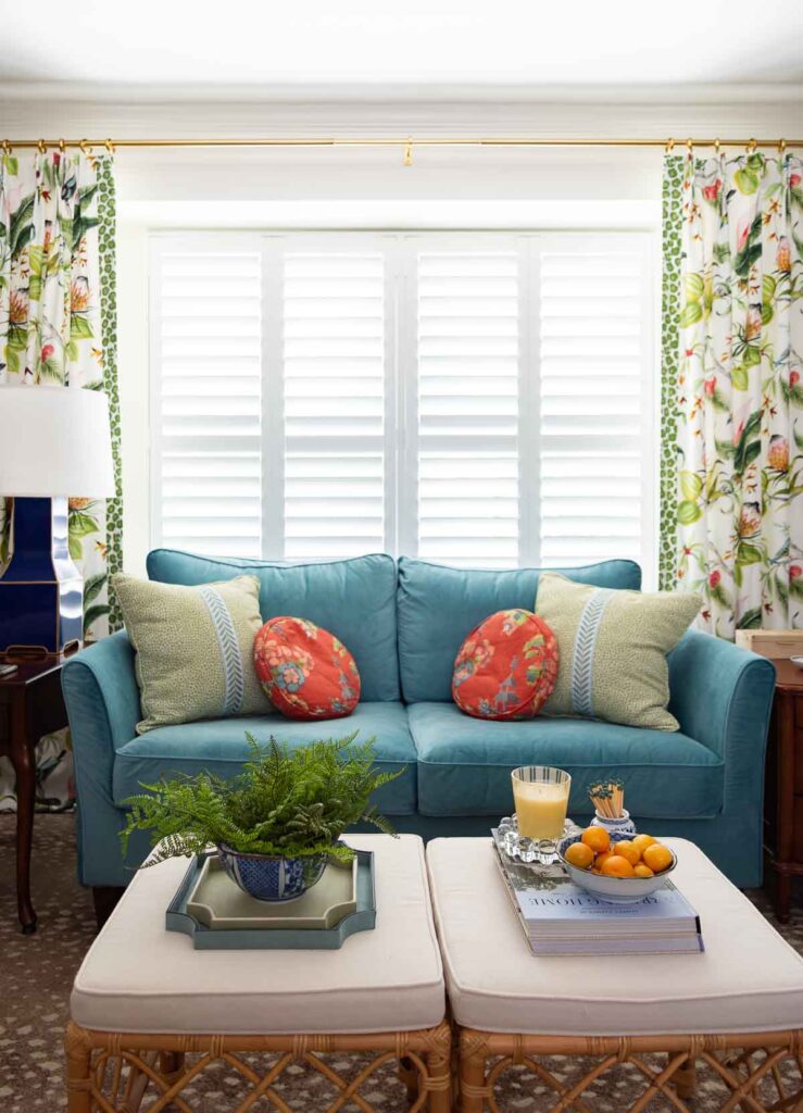 Weekly Wednesday Wish List #267 Worthing Court living room.