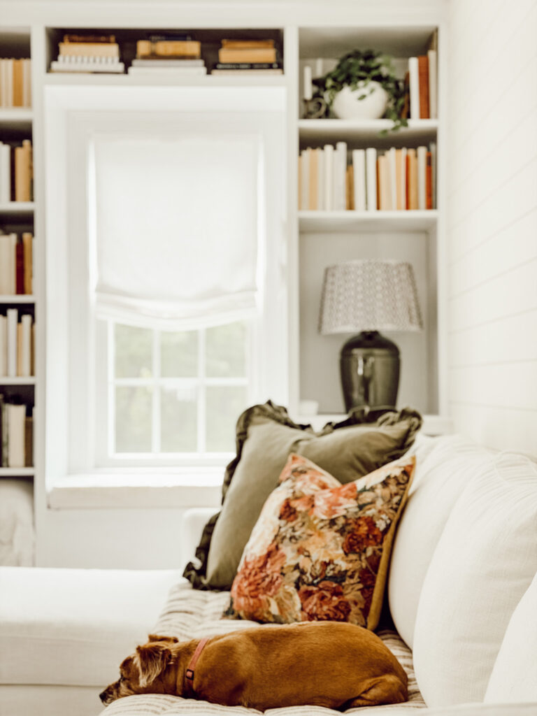 Weekly Wednesday Wish List #270 Eleanor Rose Home living room decorated for fall.